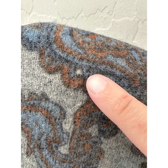 TWEEDS | Gray Paisley Lambs Wool Angora Rabbit Button Front Cardigan | XL - Picture 7 of 8